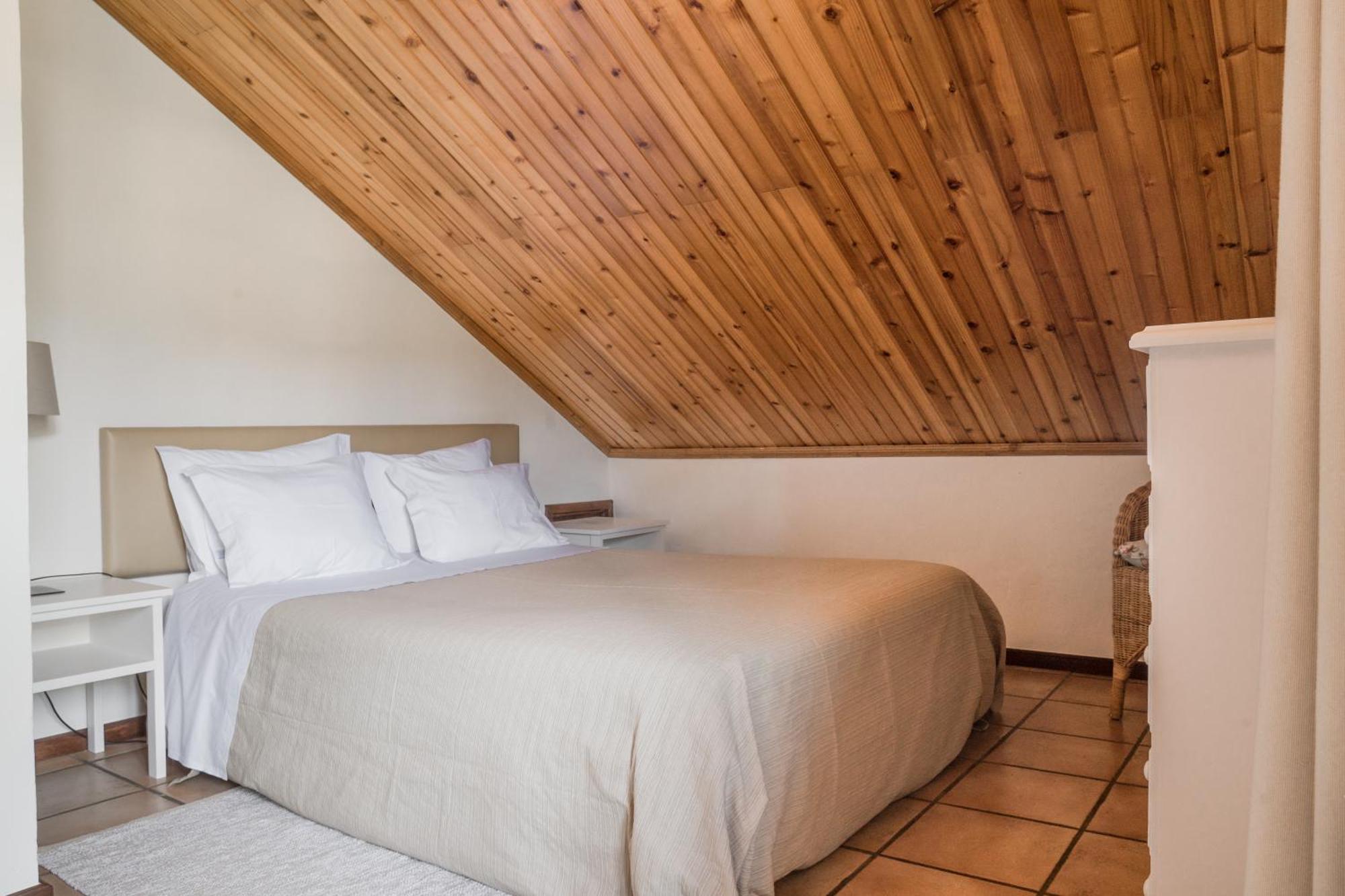 Casas De Campo Do Pomar B&B - Self Check-In Santana  Camera foto