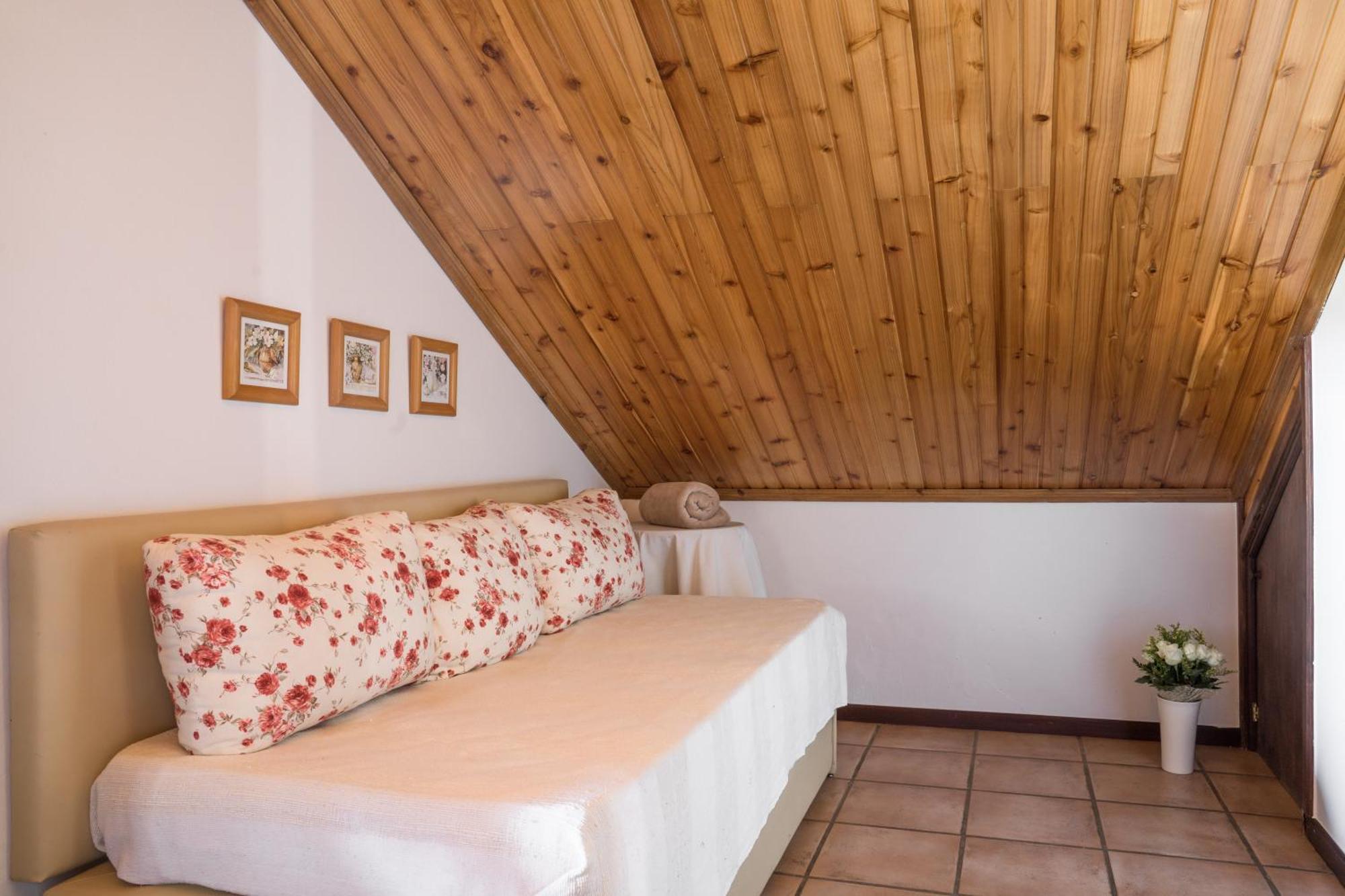 Casas De Campo Do Pomar B&B - Self Check-In Santana  Camera foto